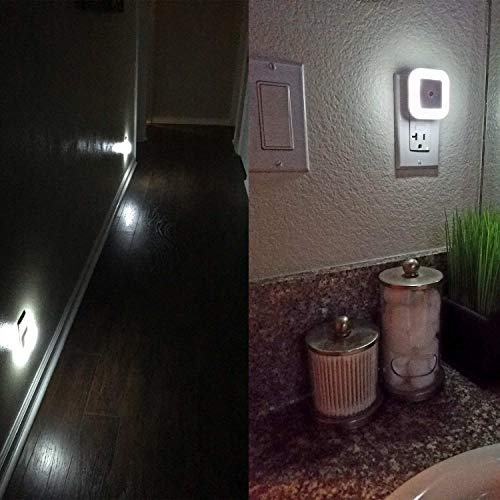 Uigos LED Night Light Lamp with Smart Sensor Dusk to Dawn Sensor